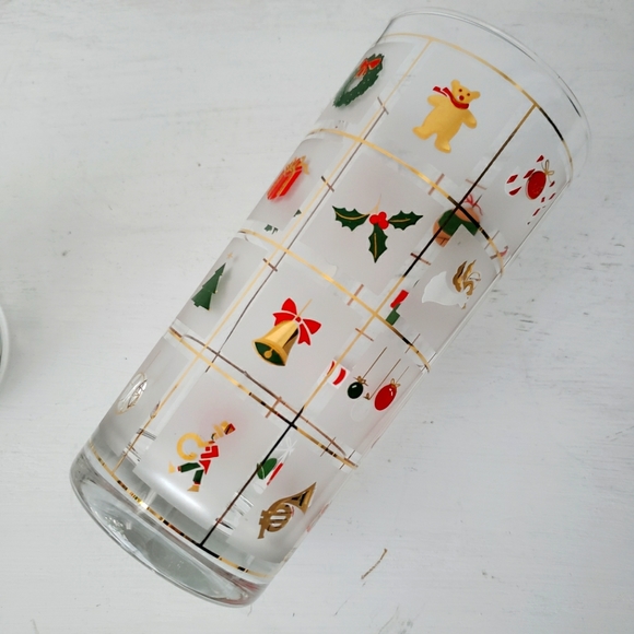 Culver Christmas Potpourri High Ball Glasses, set of 4 - Picture 3 of 7